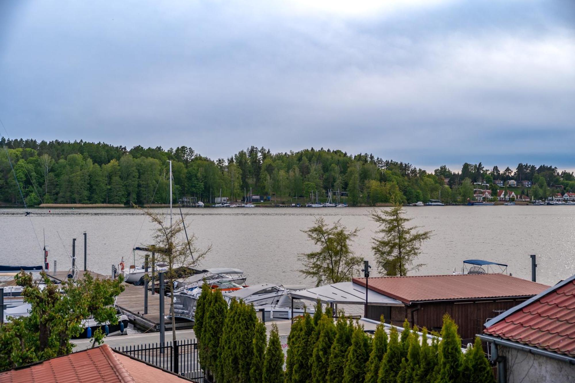Zeglarza Przy Promenadzie, * Mikolajki (Mragowo)